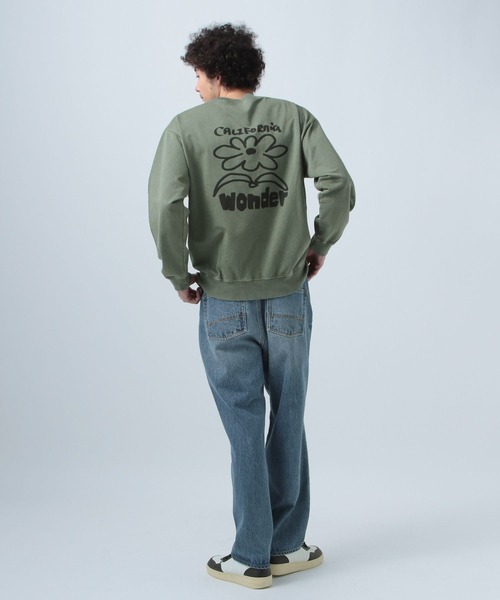 BAYFLOW（ベイフロー）の「フラワーバックプリント長袖Ｔシャツ（スウェット・メンズ・ライトパープル/カーキ/オフホワイト/チャコールグレー・MEDIUM/LARGE）」の18枚目の写真