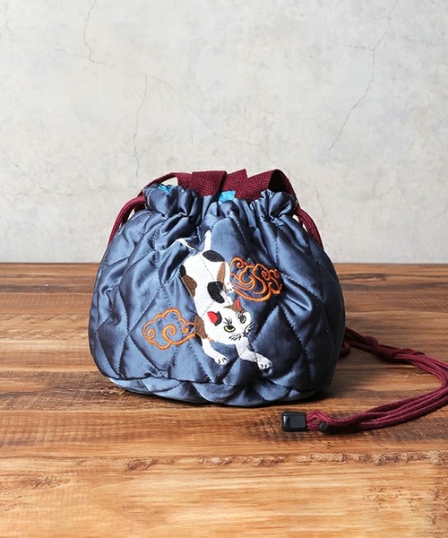 HOUSTON(ヒューストン)の「HOUSTON woman ヒューストン ウーマン CAT BIRD EMB QUILTING EFECT BAG 猫 ネコ 小鳥 刺繍 キルティング エフェクトバッグ 巾着バッグ(ショルダーバッグ・レディース・グリーン/ミント/イエロー/ブルー/オリーブ/ピンク/ネイビー/ブルー系その他/ピンク系その他・FREE)」の7枚目の写真