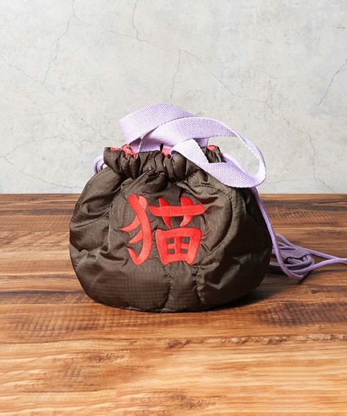 HOUSTON(ヒューストン)の「HOUSTON woman ヒューストン ウーマン CAT BIRD EMB QUILTING EFECT BAG 猫 ネコ 小鳥 刺繍 キルティング エフェクトバッグ 巾着バッグ(ショルダーバッグ・レディース・グリーン/ミント/イエロー/ブルー/オリーブ/ピンク/ネイビー/ブルー系その他/ピンク系その他・FREE)」の19枚目の写真