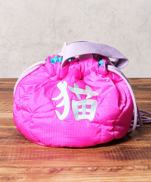 HOUSTON(ヒューストン)の「HOUSTON woman ヒューストン ウーマン CAT BIRD EMB QUILTING EFECT BAG 猫 ネコ 小鳥 刺繍 キルティング エフェクトバッグ 巾着バッグ(ショルダーバッグ・レディース・グリーン/ミント/イエロー/ブルー/オリーブ/ピンク/ネイビー/ブルー系その他/ピンク系その他・FREE)」の11枚目の写真