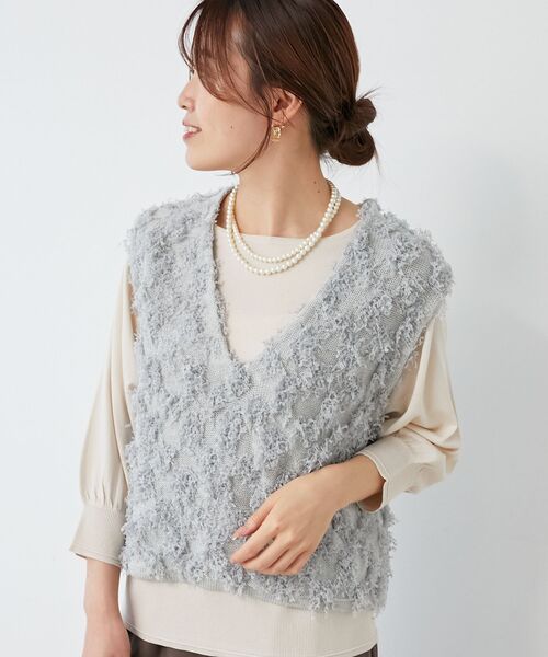 le.coeur blanc(ルクールブラン)の「《手洗い可能》フリンジ編みVネックベスト(ベスト・レディース・オフホワイト/ライトグレー・38)」の13枚目の写真