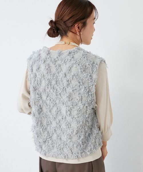 le.coeur blanc(ルクールブラン)の「《手洗い可能》フリンジ編みVネックベスト(ベスト・レディース・オフホワイト/ライトグレー・38)」の17枚目の写真