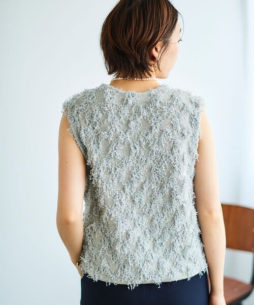 le.coeur blanc(ルクールブラン)の「《手洗い可能》フリンジ編みVネックベスト(ベスト・レディース・オフホワイト/ライトグレー・38)」の22枚目の写真