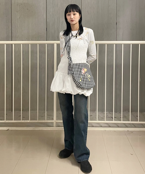 Oriens JOURNAL STANDARD（オリエンス ジャーナルスタンダード）の「【Ema gaspar×Oriens】COLLAB バッグ（ハンドバッグ・レディース・レッド/ブラック・FREE）」の8枚目の写真