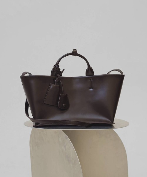 TODAYFUL(トゥデイフル)の「TODAYFUL Useful Leather Bag ユースフルレザーバッグ(M)/12521011(ハンドバッグ・レディース・ブラック/ダークブラウン・ONE SIZE)」の1枚目の写真