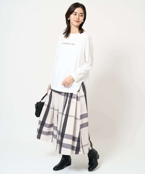 a.v.v（アーヴェヴェ）の「ビックチェックタフタスカート（スカート・レディース・ブラック/ブルー・40/38/36/34/42）」の17枚目の写真