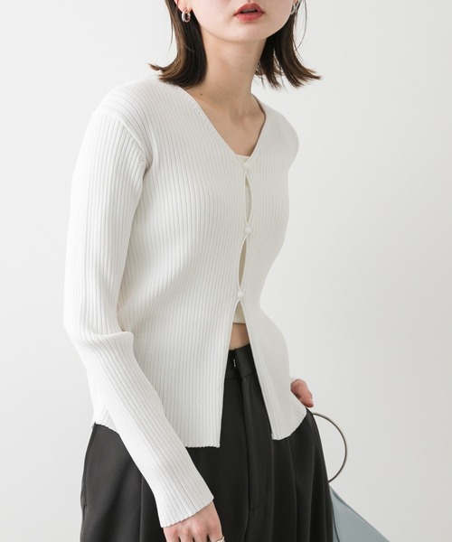 SENSE OF PLACE by URBAN RESEARCH（センスオブプレイスバイアーバンリサーチ）の「サイドタックコンパクトリブカーディガン（カーディガン/ボレロ・レディース・レッド/ブラウン/アイボリー・ONE）」の2枚目の写真