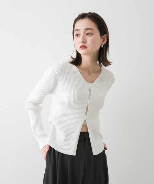 SENSE OF PLACE by URBAN RESEARCH（センスオブプレイスバイアーバンリサーチ）の「サイドタックコンパクトリブカーディガン（カーディガン/ボレロ・レディース・レッド/ブラウン/アイボリー・ONE）」の17枚目の写真