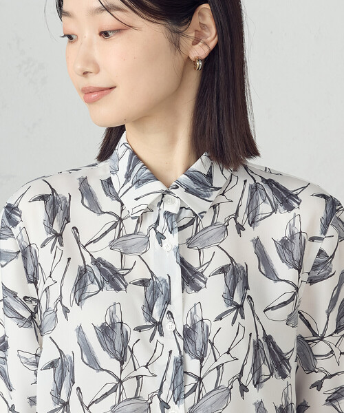 COMME CA ISM(コムサイズム)の「ポリエステルデシン フラワープリント クロップドシャツ(シャツ/ブラウス・レディース・オフホワイト/ブラック・MEDIUM/LARGE)」の15枚目の写真
