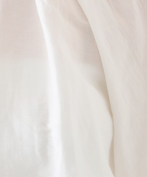 UNTITLED(アンタイトル)の「【セットアップ可能】リネン混 タックブラウス(シャツ/ブラウス・レディース・ブラウン系その他/ライトベージュ/ライトオレンジ系/オフホワイト/チャコールグレー/ブルー/パープル系4・00/01/02/03/04/44/46/48/50)」の12枚目の写真