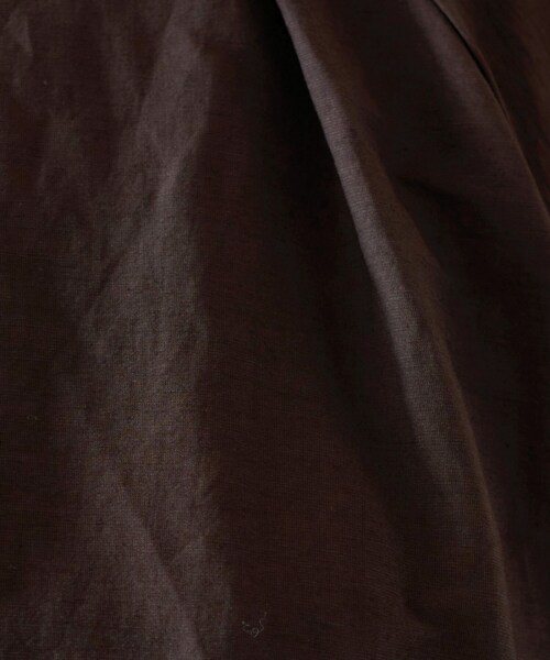 UNTITLED(アンタイトル)の「【セットアップ可能】リネン混 タックブラウス(シャツ/ブラウス・レディース・ブラウン系その他/ライトベージュ/ライトオレンジ系/オフホワイト/チャコールグレー/ブルー/パープル系4・00/01/02/03/04/44/46/48/50)」の21枚目の写真
