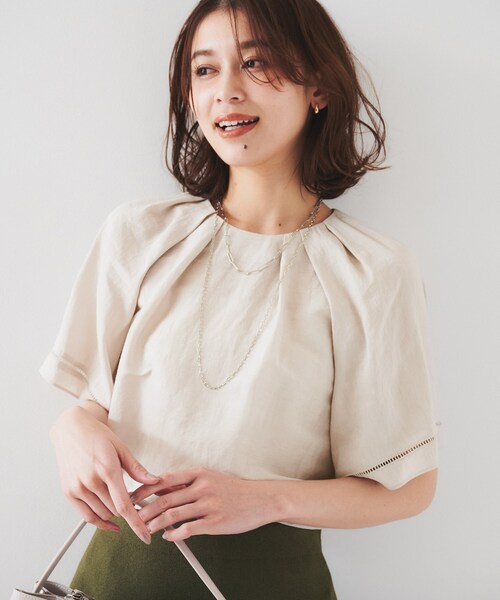 UNTITLED(アンタイトル)の「【セットアップ可能】リネン混 タックブラウス(シャツ/ブラウス・レディース・ブラウン系その他/ライトベージュ/ライトオレンジ系/オフホワイト/チャコールグレー/ブルー/パープル系4・00/01/02/03/04/44/46/48/50)」の22枚目の写真
