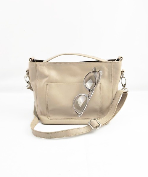 Marie-Louise(マリ-・ルイ-ズ)の「【Marie-Louise/マリールイーズ】レザーショルダーバッグ/#MLS-B035(ショルダーバッグ・レディース・ブラック/オフホワイト・FREE)」の7枚目の写真