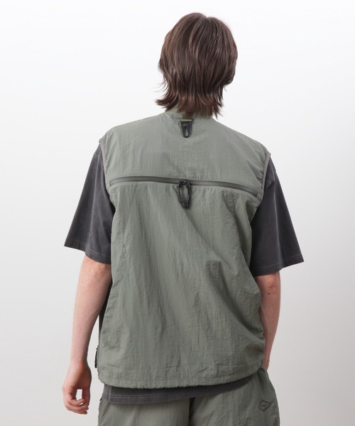 MANASTASH（マナスタッシュ）の「MANASTASH/マナスタッシュ/EXTRA MILE BREEZE VEST（ベスト・メンズ・ライトグレー/ブラック/セージグリーン・S/M/L/XL）」の5枚目の写真