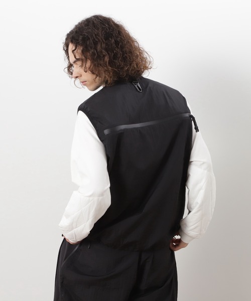MANASTASH（マナスタッシュ）の「MANASTASH/マナスタッシュ/EXTRA MILE BREEZE VEST（ベスト・メンズ・ライトグレー/ブラック/セージグリーン・S/M/L/XL）」の11枚目の写真