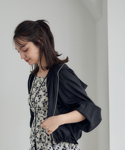 12Twelve Agenda（トゥエルブ　アジェンダ）の「シアーラメフーデッドブルゾン（ブルゾン・レディース・オフホワイト/ブラック/ライトグレー・M）」の13枚目の写真
