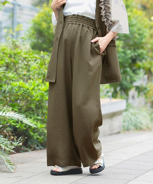 LEPSIM(レプシィム)の「【産前・産後対応】《リネンライクシリーズ》マタニティ/ギャザーワイドパンツ 290897(マタニティウェア/グッズ・レディース・ブラック/ベージュ/グリーン系その他・FREE)」の1枚目の写真