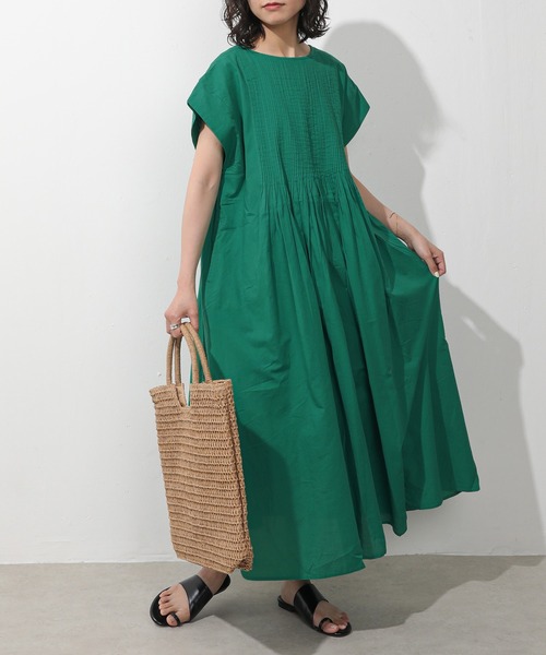 Monocoro toppi(モノコロトッピ)の「コットン ピンタックワンピース(ワンピース・レディース・インディゴブルー/ブルー/グリーン/レッド/モカ/グリーン系/チャコールグレー・フリー)」の12枚目の写真