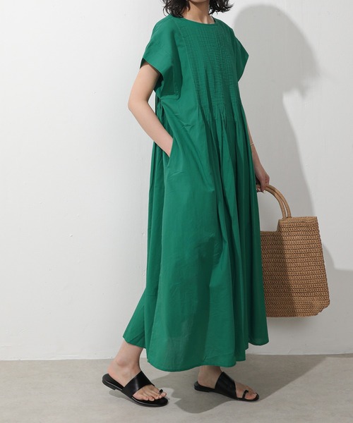 Monocoro toppi(モノコロトッピ)の「コットン ピンタックワンピース(ワンピース・レディース・インディゴブルー/ブルー/グリーン/レッド/モカ/グリーン系/チャコールグレー・フリー)」の11枚目の写真