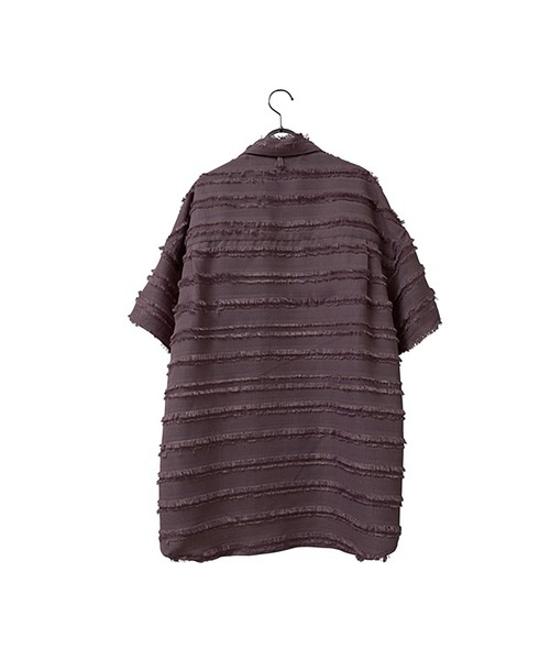 INTERPLAY(インタープレイ)の「【INTERPLAY】Open Collar S/S Over Size Shirt【3:Fringe】(シャツ/ブラウス・メンズ・スモークピンク/ブラック/アイボリー・FREE)」の4枚目の写真