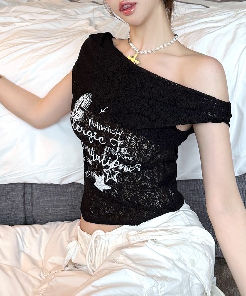 REMUR(レミュール)の「オフショルロゴレーストップス(Tシャツ/カットソー・レディース・ホワイト/ブラック・FREE)」の22枚目の写真