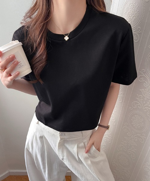 deux amour(ドゥーザムール)の「クルーネック半袖Tシャツ(Tシャツ/カットソー・レディース・ブラック/ホワイト・FREE)」の6枚目の写真