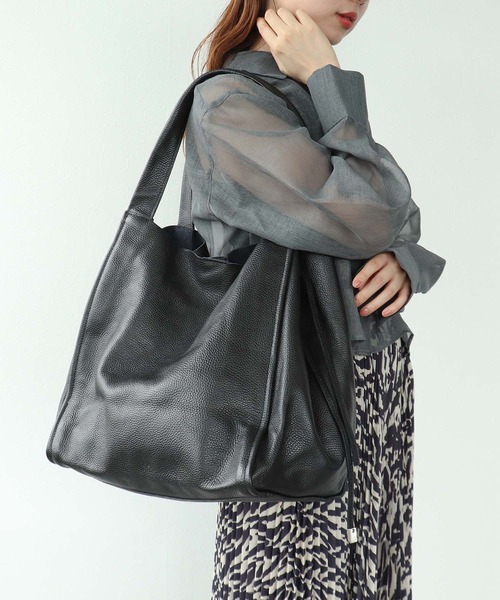 Cepica（セピカ）の「UNISEX牛床革ビッグトート（トートバッグ・レディース・ブラック・FREE）」の8枚目の写真