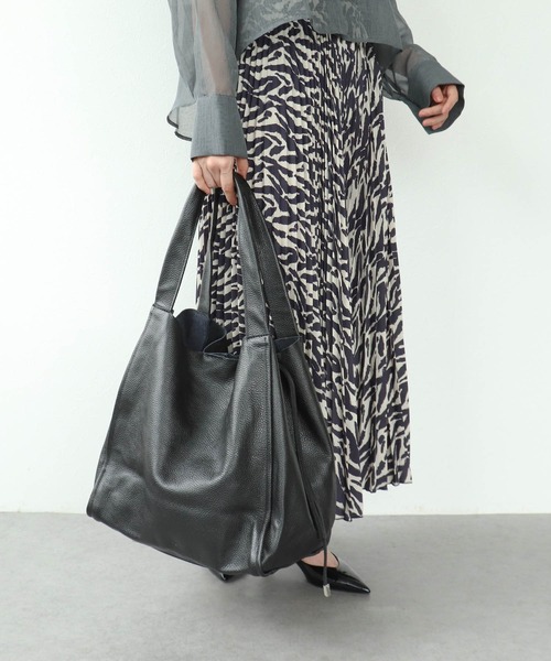 Cepica（セピカ）の「UNISEX牛床革ビッグトート（トートバッグ・レディース・ブラック・FREE）」の13枚目の写真