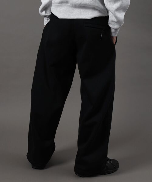 BEN DAVIS(ベンデイビス)の「【BEN DAVIS(ベンデイビス)】WIDE CURVE SWEAT PANTS / ワイド カーブパンツ スウェットパンツ 裏起毛 ドローコード 刺繍(その他パンツ・メンズ・アッシュグレー/ブルーグレー/ブラック/モカ・MEDIUM/X-LARGE/LARGE)」の8枚目の写真