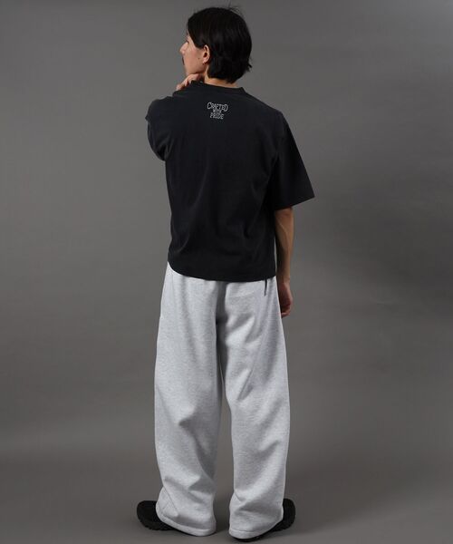 BEN DAVIS(ベンデイビス)の「【BEN DAVIS(ベンデイビス)】WIDE CURVE SWEAT PANTS / ワイド カーブパンツ スウェットパンツ 裏起毛 ドローコード 刺繍(その他パンツ・メンズ・アッシュグレー/ブルーグレー/ブラック/モカ・MEDIUM/X-LARGE/LARGE)」の12枚目の写真