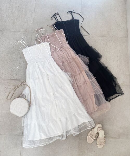 MAJESTIC LEGON(マジェスティックレゴン)の「パールチェーンキャミワンピース(ワンピース・レディース・ブラック/ピンクベージュ/ホワイト系その他/グレー/アイボリー・MEDIUM/SMALL/X-SMALL)」の19枚目の写真