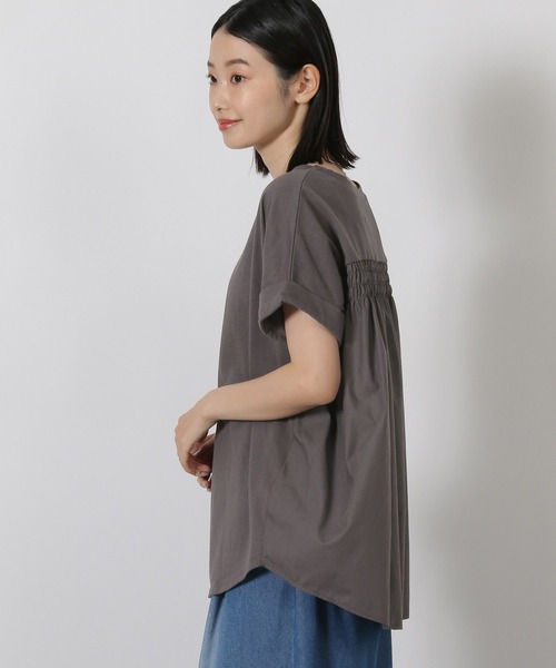 LAKOLE（ラコレ）の「バックシャーリングＴ / 578796（Tシャツ/カットソー・レディース・セージグリーン/チャコール/アイボリー/ラベンダー・FREE）」の8枚目の写真