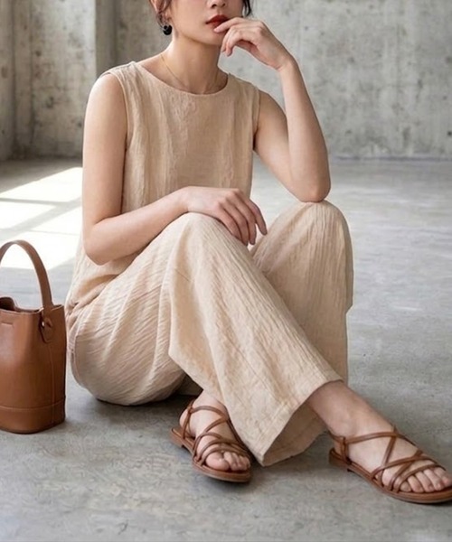 maison de LATIR(メゾンドラティール)の「【セットアップ】大人の涼感ワッシャー素材リネンライクワイドパンツ夏服セットアップ(セットアップ・レディース・ネイビー/カーキ/ベージュ/ブラック・FREE)」の7枚目の写真