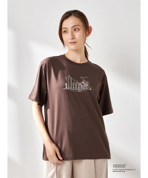 McGREGOR(マックレガー)の「【PEANUTS】スヌーピープリントTシャツ(Tシャツ/カットソー・レディース・アイボリー/オレンジ系その他/ダークブラウン・M/L)」の2枚目の写真