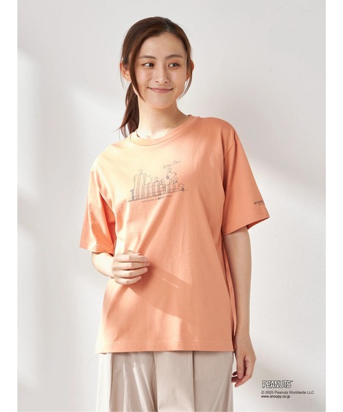 McGREGOR(マックレガー)の「【PEANUTS】スヌーピープリントTシャツ(Tシャツ/カットソー・レディース・アイボリー/オレンジ系その他/ダークブラウン・M/L)」の3枚目の写真