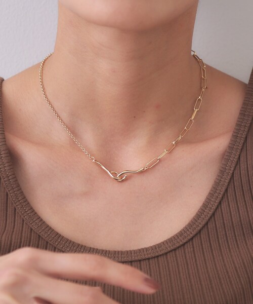 OPAQUE.CLIP(オペークドットクリップ)の「チェーンフックネックレス(ネックレス・レディース・シルバー/ゴールド・00)」の3枚目の写真