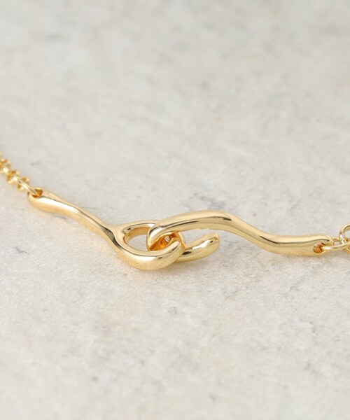 OPAQUE.CLIP(オペークドットクリップ)の「チェーンフックネックレス(ネックレス・レディース・シルバー/ゴールド・00)」の7枚目の写真