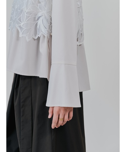 TEVALT(ヴァレット)の「リーフレースティアードトップス(シャツ/ブラウス・レディース・ブラック/ホワイト・38)」の11枚目の写真