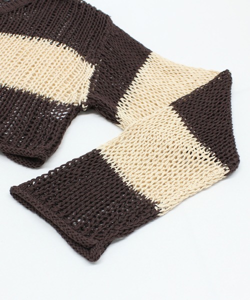 RNA(アールエヌエー)の「K2722 ワイドボーダーメッシュプルオーバー(ニット/セーター・レディース・グリーン/ブラウン/ブラック×ホワイト・MEDIUM)」の9枚目の写真