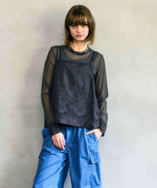 H.A.K（ハク）の「パワーチュール袖フリルカットソー（Tシャツ/カットソー・レディース・ライトブルー/ブラック/クリーム/チャコール・FREE）」の6枚目の写真