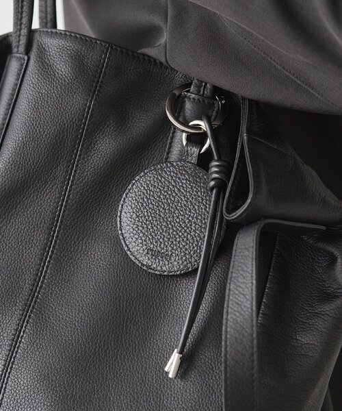 russet（ラシット）の「【再値下げ】ミラー付きレザーチャーム（チャーム・レディース・ブラック/アイボリー・FREE）」の15枚目の写真