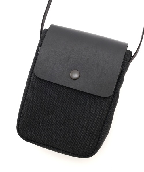 MARGARET HOWELL（マーガレットハウエル）の「MELANGE POLYESTER CANVAS（ショルダーバッグ・メンズ・ブラック・FREE）」の5枚目の写真