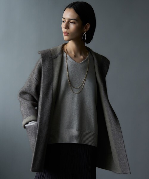 カシミヤブレンド Vネック ニット（ニット/セーター）｜23区（ニジュウ