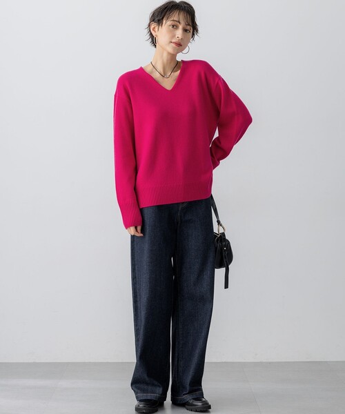 23区 S(ニジュウサンクチイサイサイズ)の「カシミヤブレンド Vネック ニット(ニット/セーター・レディース・ホワイト系/ライトグリーン系/ピーコックグリーン系/グレー系/ベージュ系/ライトグレー系/オールドローズ系/ダルブルー系/パープル系・32)」の14枚目の写真