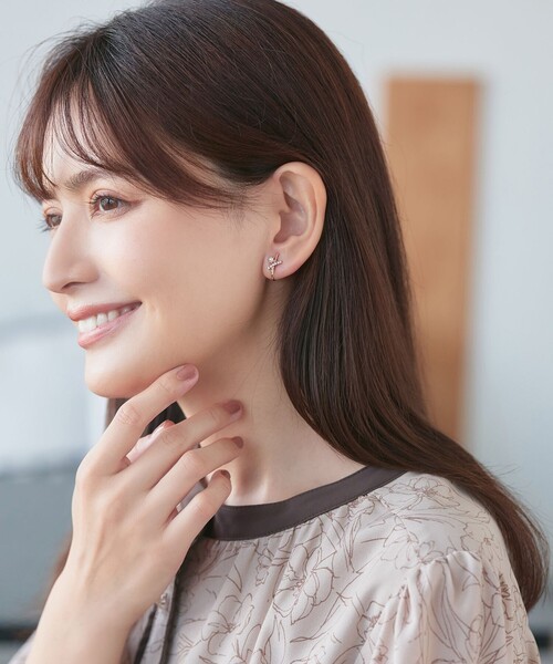 Tiaclasse(ティアクラッセ)の「【金属アレルギー対応】パール付きクロスピアス/イヤリング(ピアス(両耳用)・レディース・シルバー系/ピンクゴールド/ゴールド系/シルバー・FREE)」の18枚目の写真