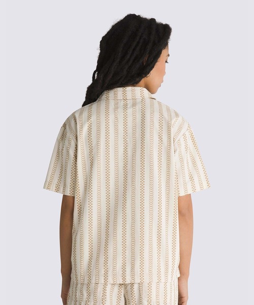 VANS(バンズ)の「SPITFIRE ウィメンズ ウーヴンシャツ / SPITFIRE WHEELS SS WOVEN SPITF VN000G3NDJR1(シャツ/ブラウス・レディース・ベージュ・X-SMALL/SMALL/LARGE)」の3枚目の写真