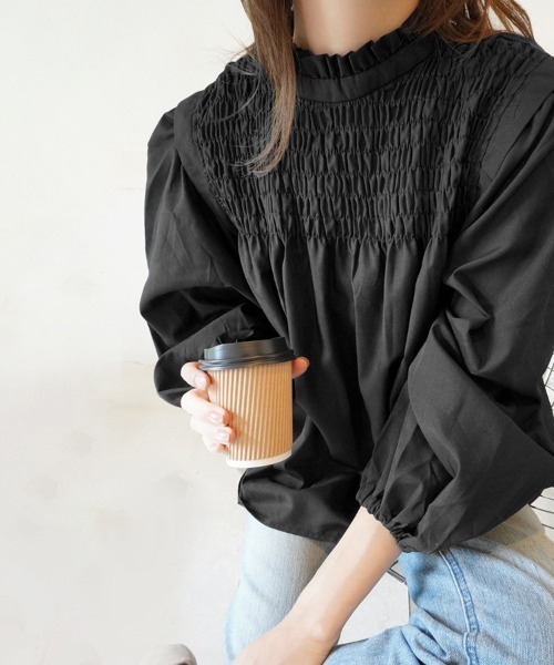 ONEP STAR(ワンピスター)の「スモッキング×ギャザー袖ハイネックブラウス(シャツ/ブラウス・レディース・ピンク/ブラック・MEDIUM)」の10枚目の写真