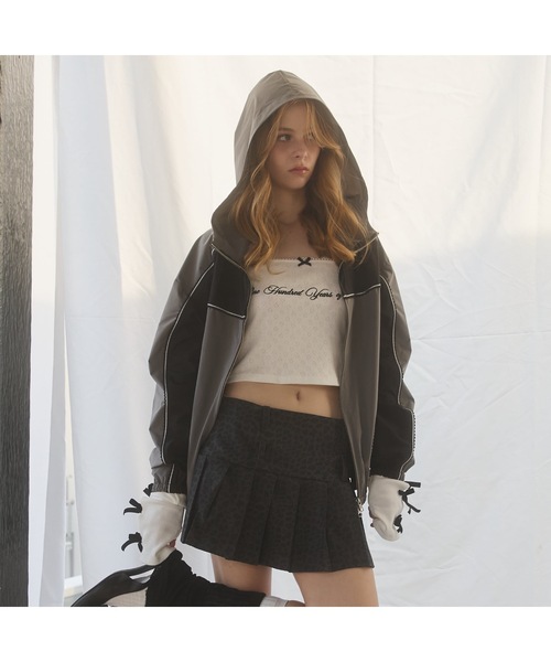 lilLilly（リルリリー）の「レースバイカラーナイロンジャケット（ナイロンジャケット・レディース・ピンク/グレー・FREE）」の3枚目の写真