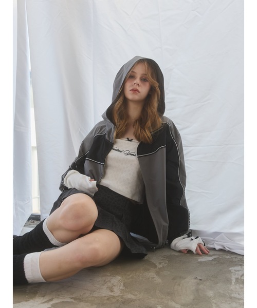 lilLilly（リルリリー）の「レースバイカラーナイロンジャケット（ナイロンジャケット・レディース・ピンク/グレー・FREE）」の8枚目の写真