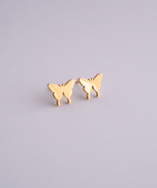 CERCA（チェルカ）の「SARINOHANA/蝶々ピアス/ステンレス（ピアス（両耳用）・レディース・シルバー/ブラック/イエローゴールド/ピンクゴールド・FREE）」の4枚目の写真